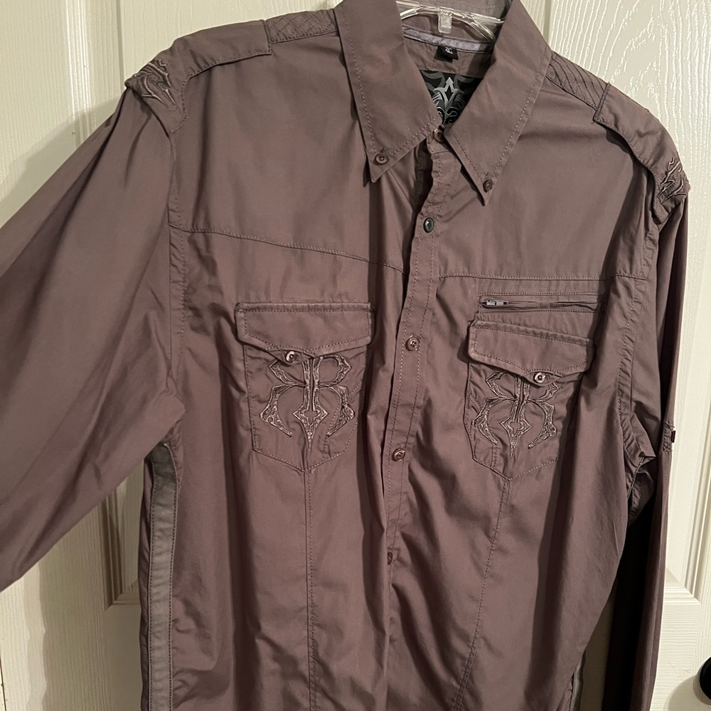 Roar Large Button Down